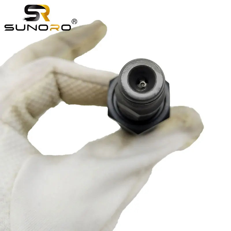 SUNORO INJECTOR ASS'Y 6738-11-3100 6738-11-3090 for Excavator PC200-7 Pc200-6 Engine S6D102 Engine Spare Parts