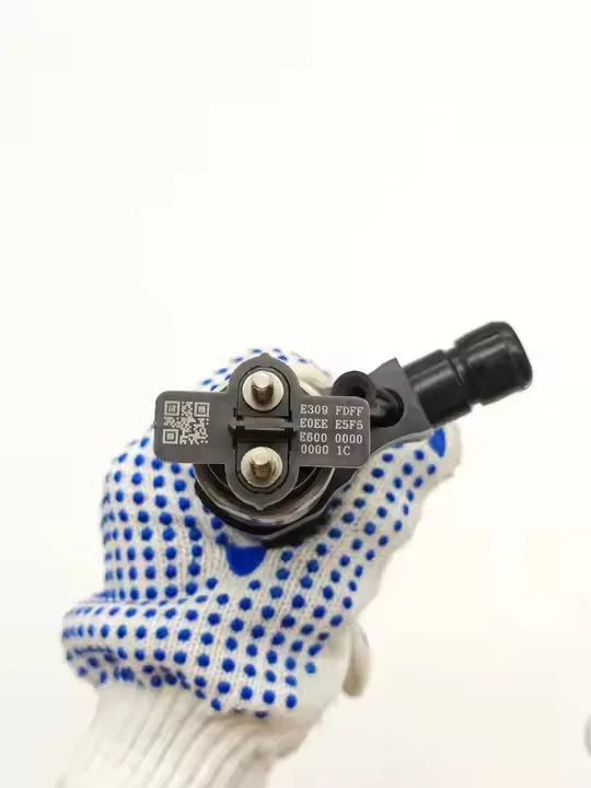 Fuel Injector 095000-5402 0950005402 23670-E0280 23670E0280 for HINO S05C S05D Diesel Engine Spare Parts